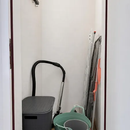Zecheloft44 - Centro, Parken, Renoviert, Moviepark, Ruhige Lage Appartement *